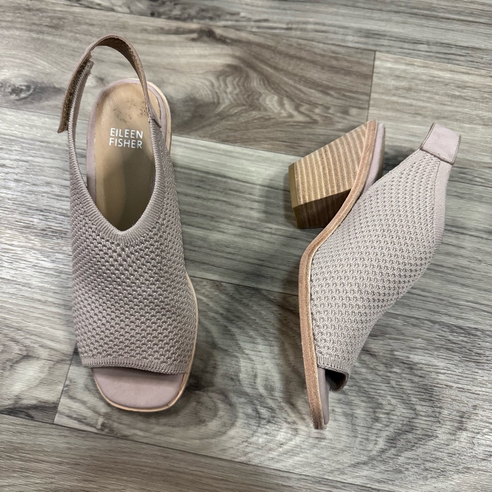 Eileen Fisher Trudy Recycled Stretch Knit Sandal in Sandstone Size 7